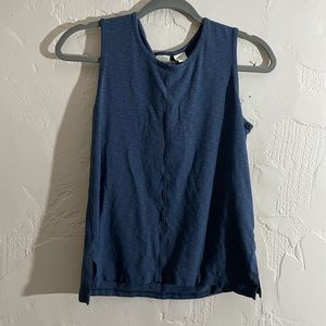 Small Lucy & Laurel blue tank top